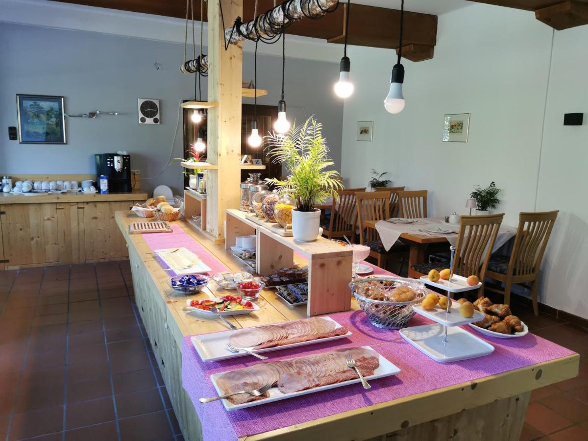 Landhotel Kastanienhof Gundersheim Extérieur photo